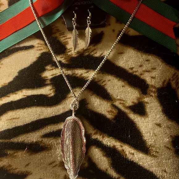 ✅✅✅juego de collar y aretes,plateado,Sz Largo,✅✅✅ - Picture 6 of 6